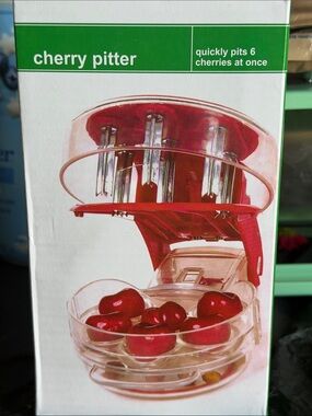 Cherry Pitter - Red Cherry Pitter